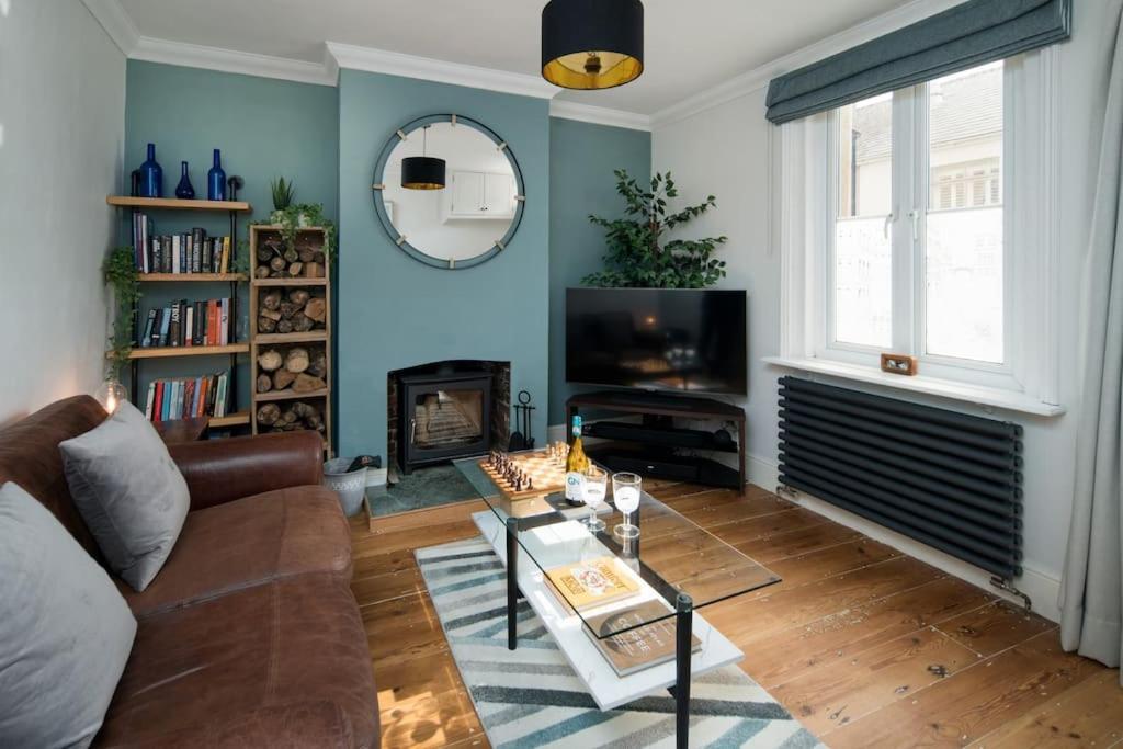 Captain'S Cottage - Central West Cowes - Spacious, Entire 1-Bed Home エクステリア 写真